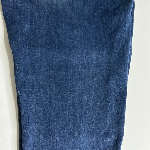 Lane Bryant Women's size 14 Mid-rise Blue Capri - Picture 3 of 14